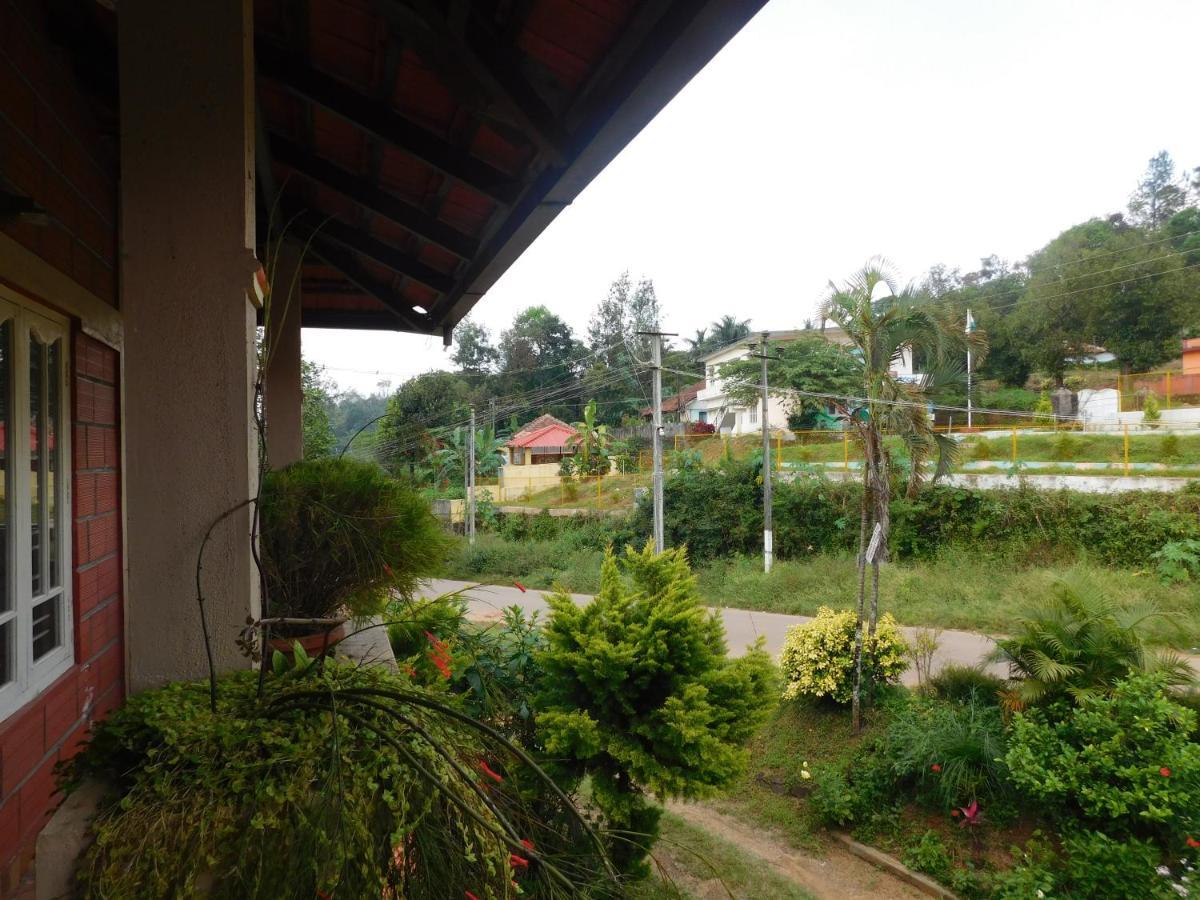 Cauvery Homestay Somvārpet Exterior photo