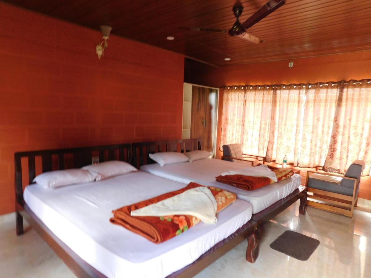 Cauvery Homestay Somvārpet Exterior photo