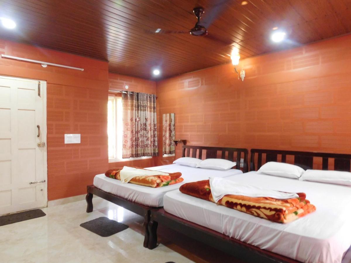 Cauvery Homestay Somvārpet Exterior photo