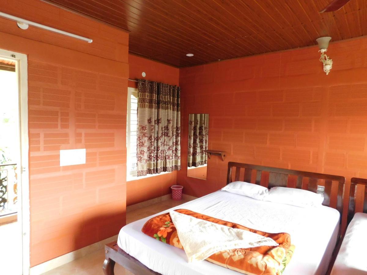 Cauvery Homestay Somvārpet Exterior photo