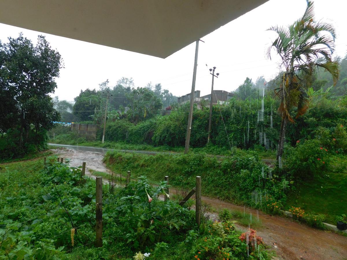 Cauvery Homestay Somvārpet Exterior photo